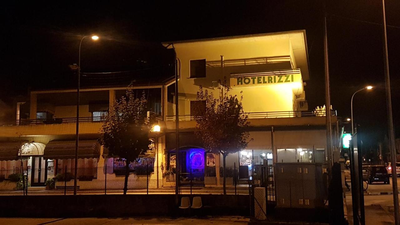Hotel Rizzi Monticello Conte Otto Экстерьер фото